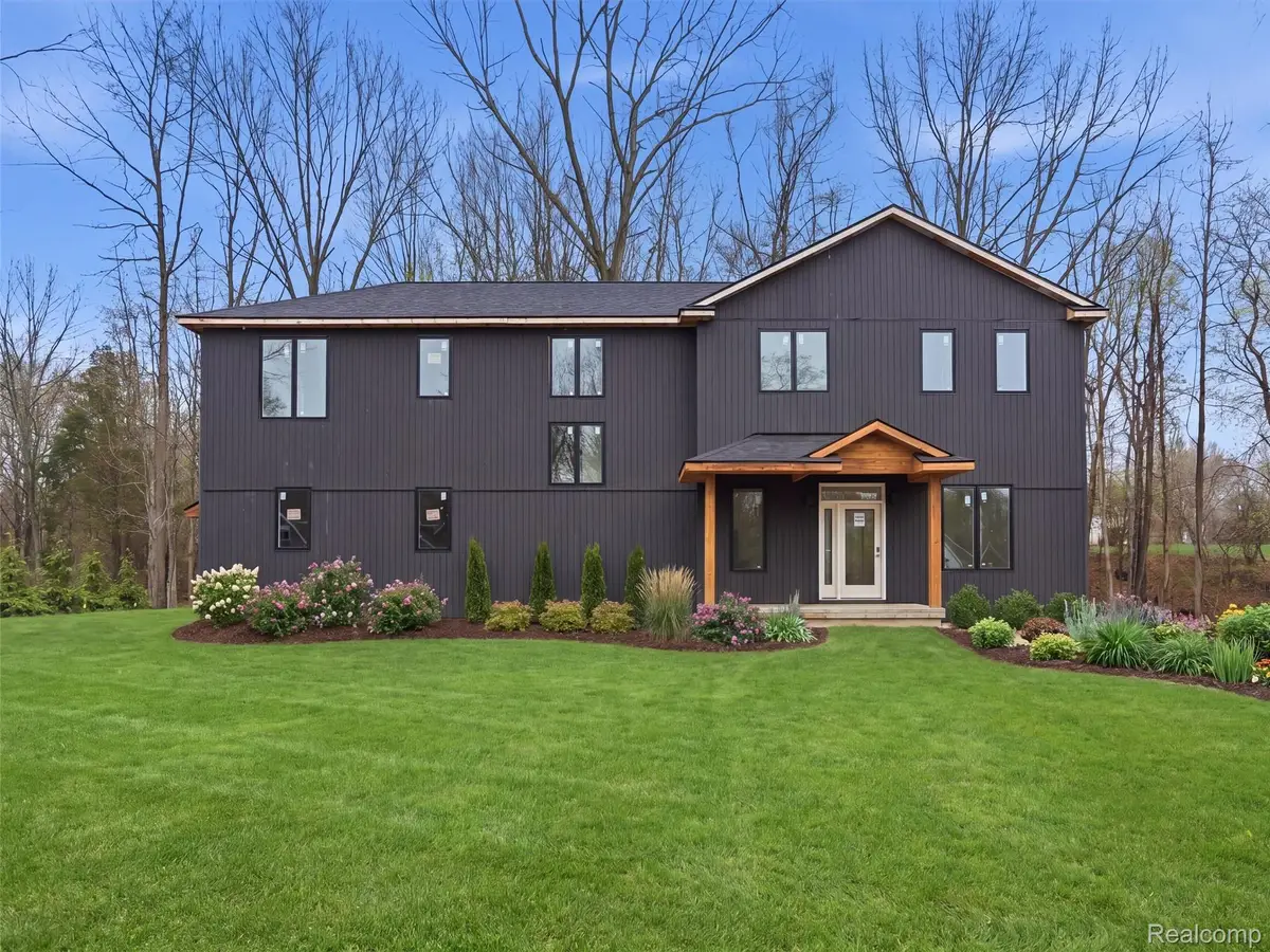 11810 Scenic Valley, Davisburg, MI 48350 - #1