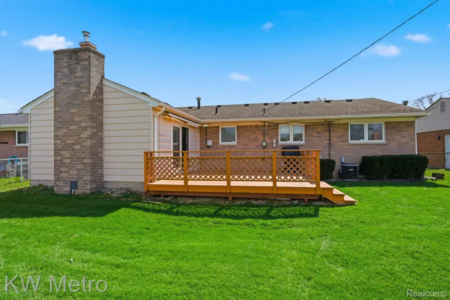 33728 Yuma Street, Westland, MI 48185 - #2