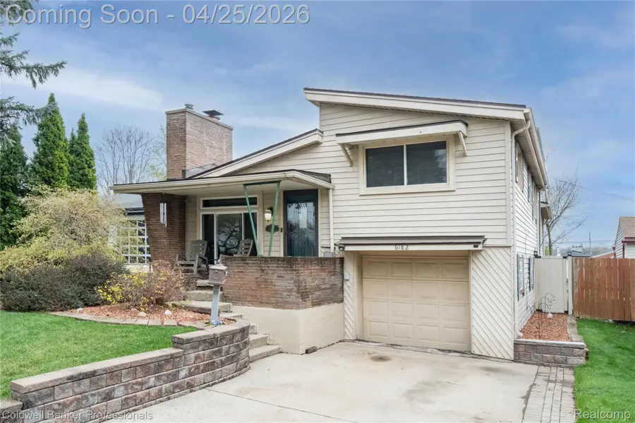 6182 Drexel Street, Dearborn Heights, MI 48127 - #2