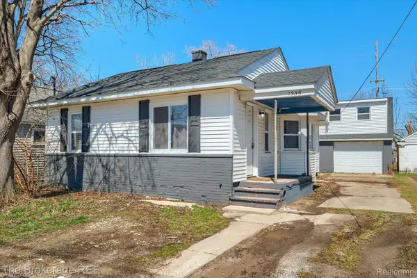 1335 Allen Street, Burton, MI 48529