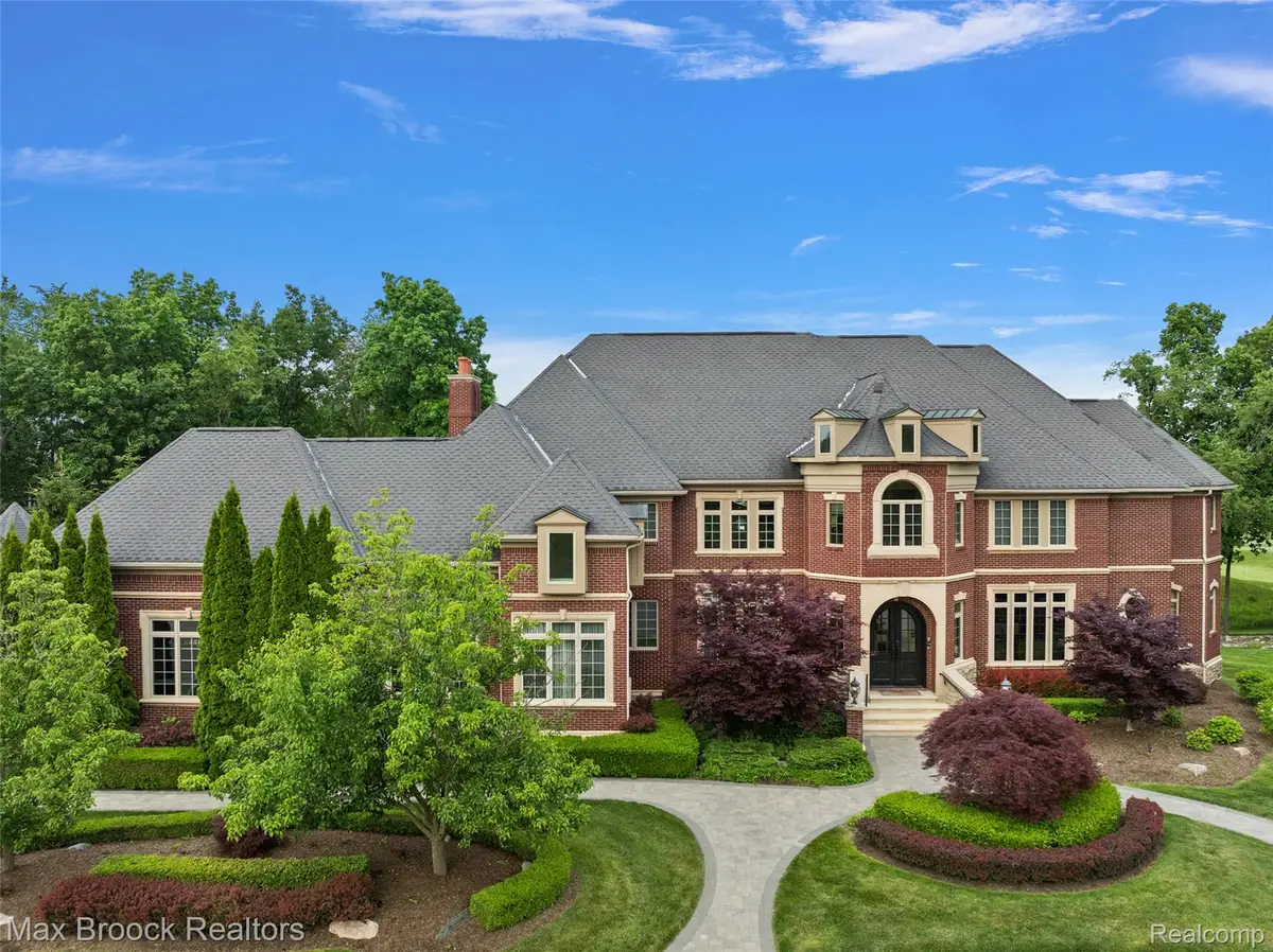 7428 Foxburg Court, Clarkston, MI 48348 - #1