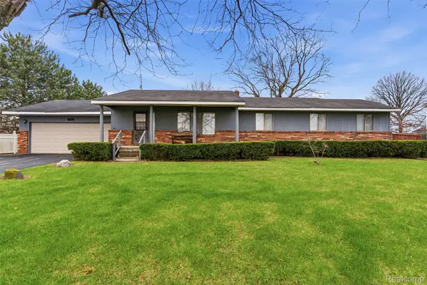 5037 W Court Street, Flint, MI 48532