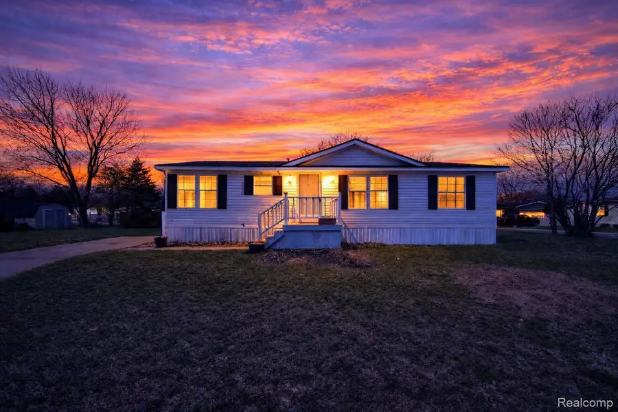 2880 Mulberry Drive, Clarkston, MI 48348 - #3