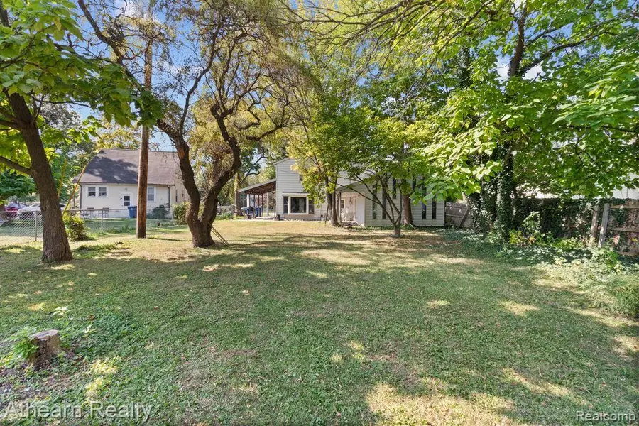 3375 Seymour Road, Swartz Creek, MI 48473 - #2