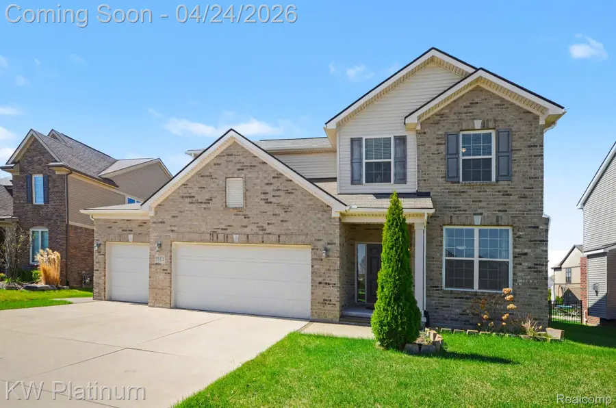 55321 Demaret Drive, Macomb, MI 48042 - #3