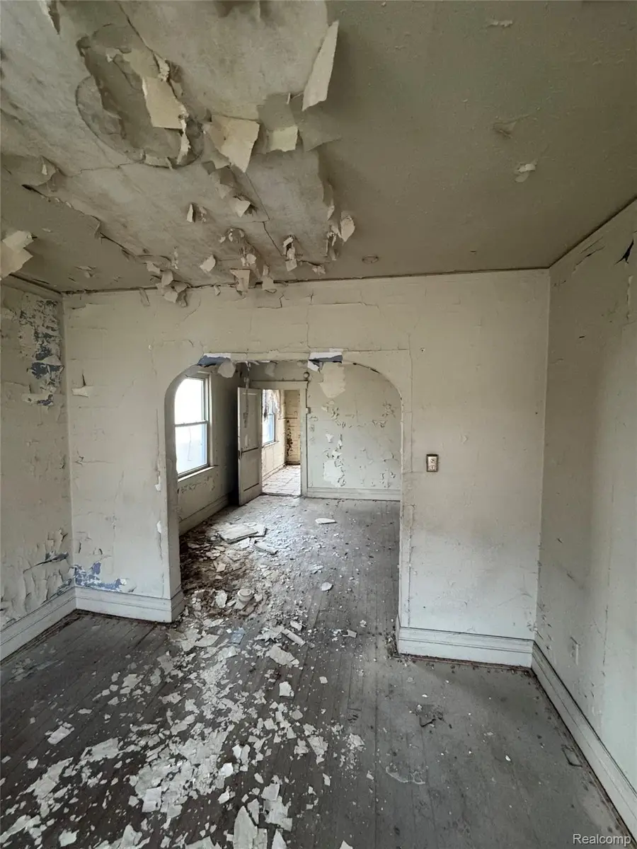 6463 Crane Street, Detroit, MI 48213 - #3