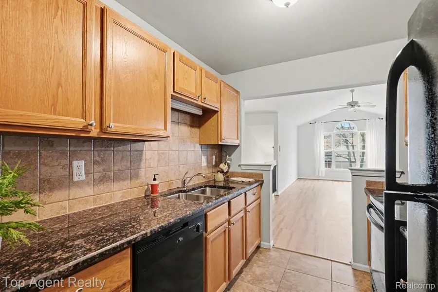 56192 Troon N, Utica, MI 48316 - #3