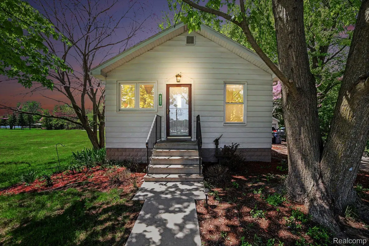 4331 N Michigan Avenue, Saginaw, MI 48604 - #1