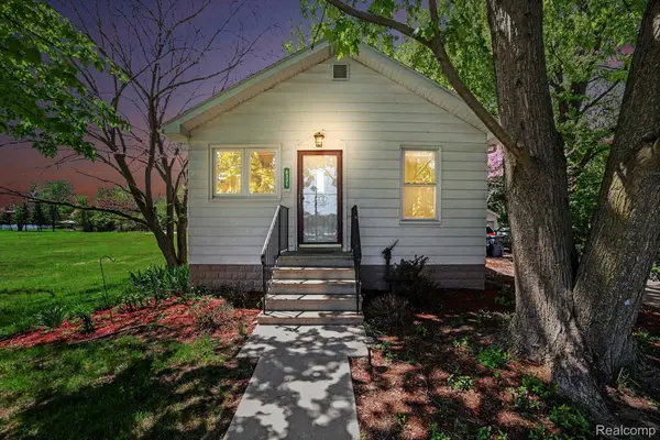 4331 N Michigan Avenue, Saginaw, MI 48604