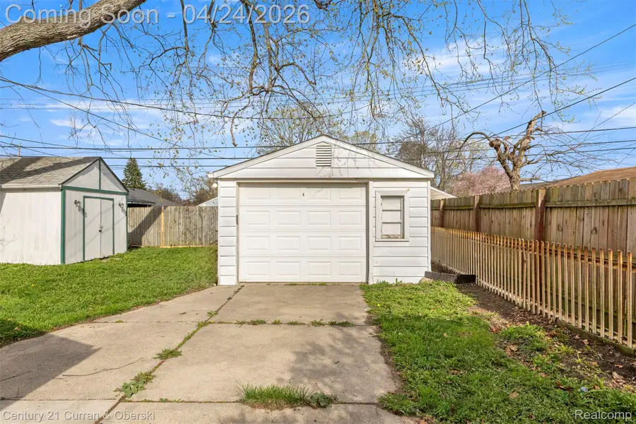 8075 William Street, Taylor, MI 48180 - #3