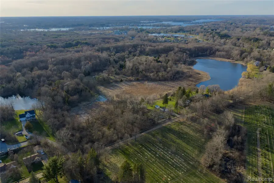 14400 Eddy Lake Road, Fenton, MI 48430 - #3