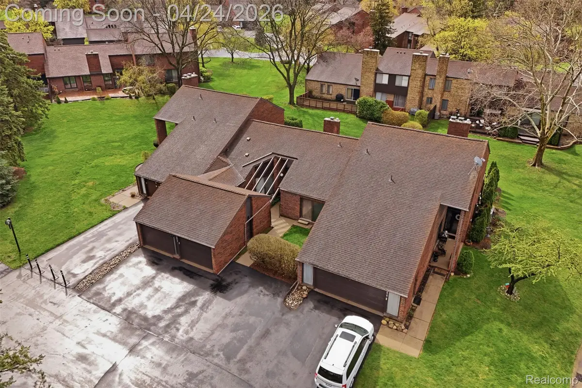3017 Lindenwood Drive, Dearborn, MI 48120 - #1