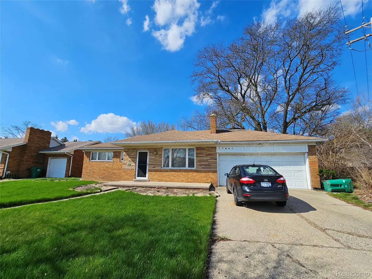 17641 Ego Avenue, Eastpointe, MI 48021 - #1