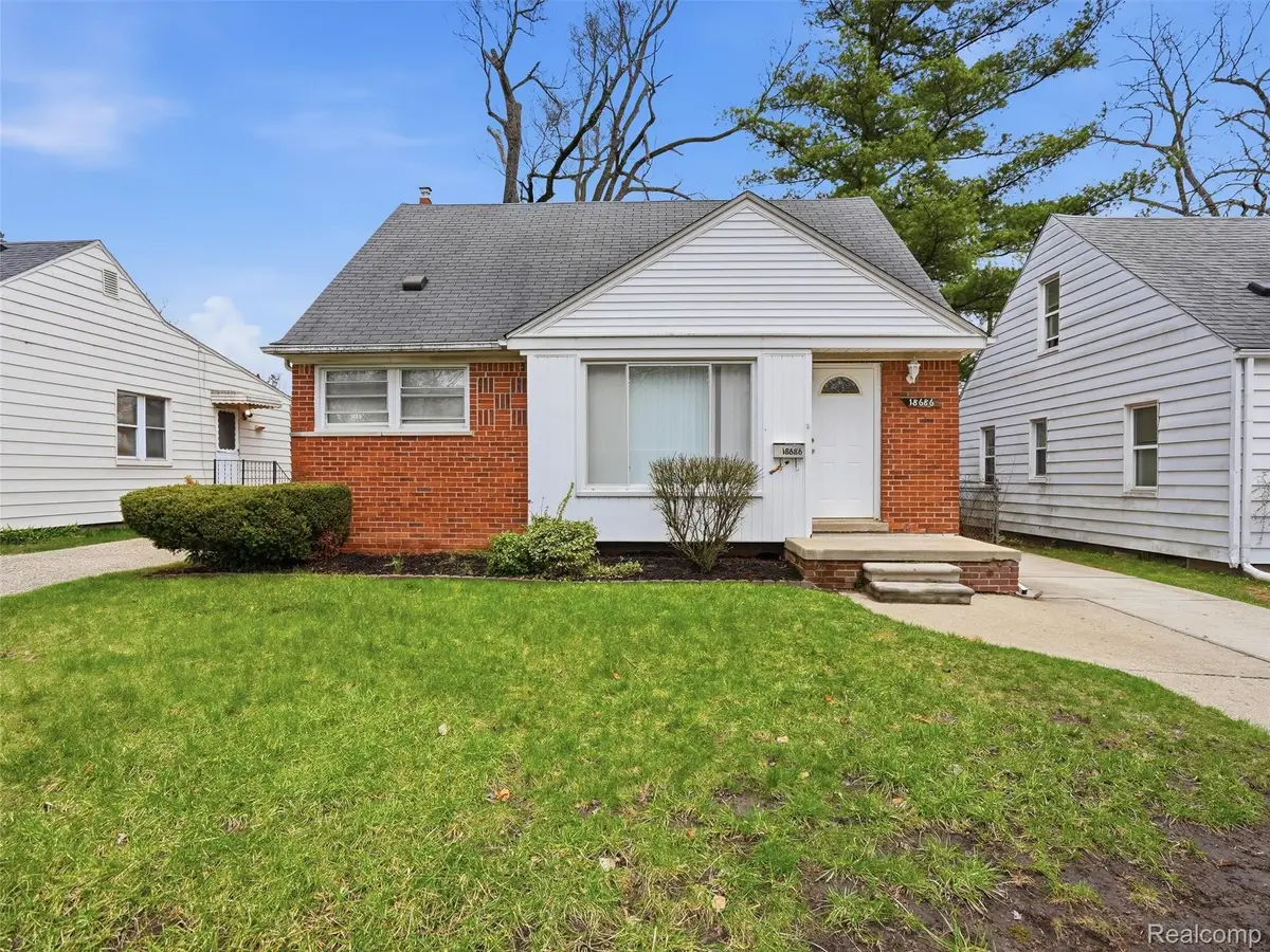 18686 Brady, Redford, MI 48240 - #1