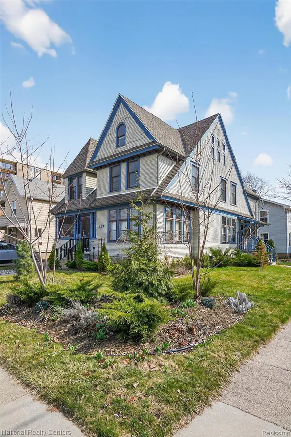 427 W Shiawassee Street, Lansing, MI 48933