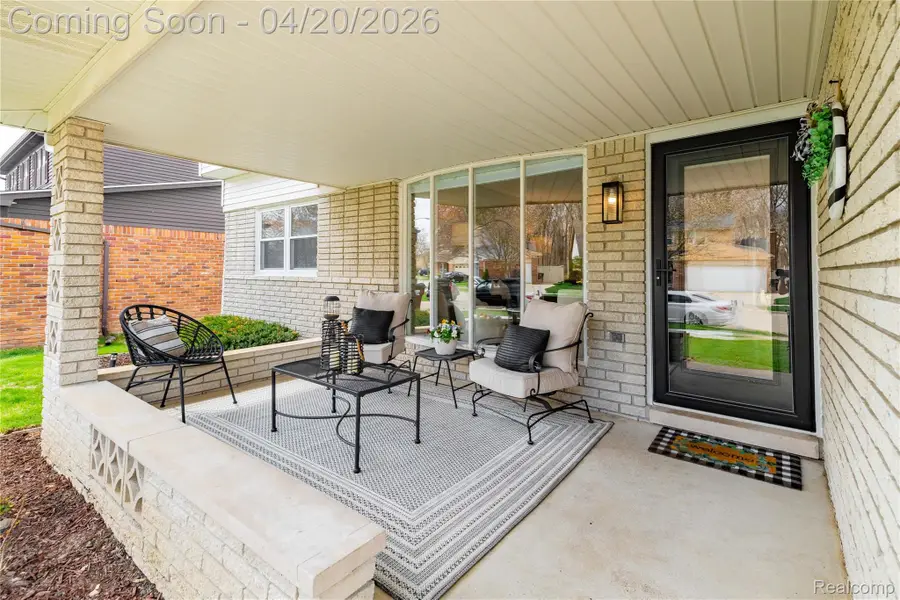 20188 Wellesley Street, Riverview, MI 48193 - #3