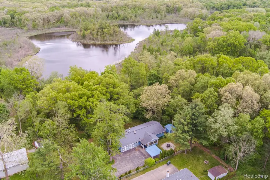 1440 Harding Avenue, Orion, MI 48362 - #2