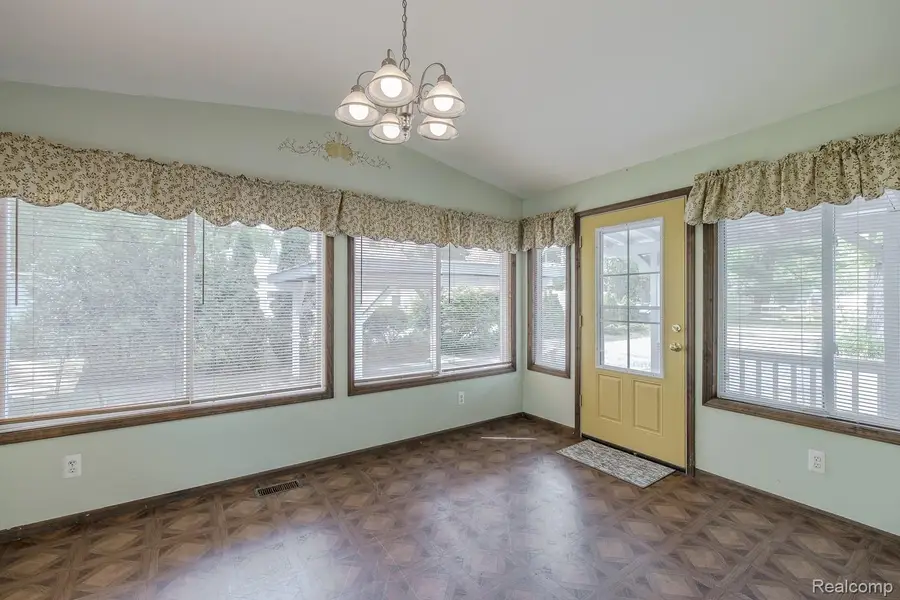 1440 Harding Avenue, Orion, MI 48362 - #3