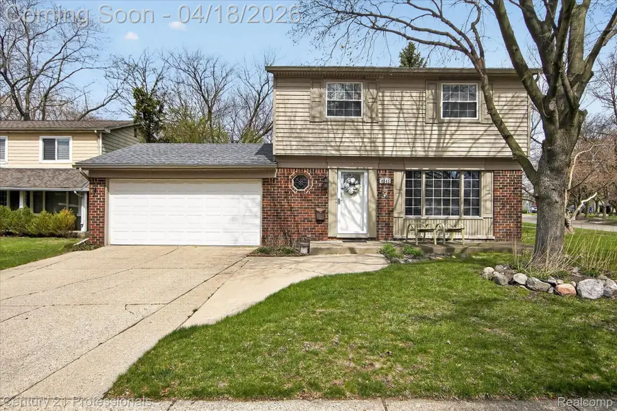 9343 Caprice Drive, Plymouth, MI 48170 - #2