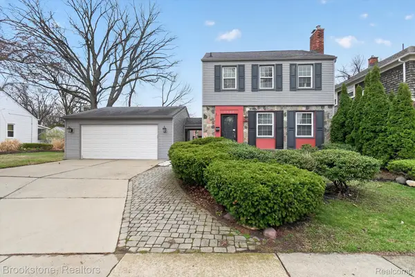 1802 W Farnum Avenue, RoyalOak, MI 48067