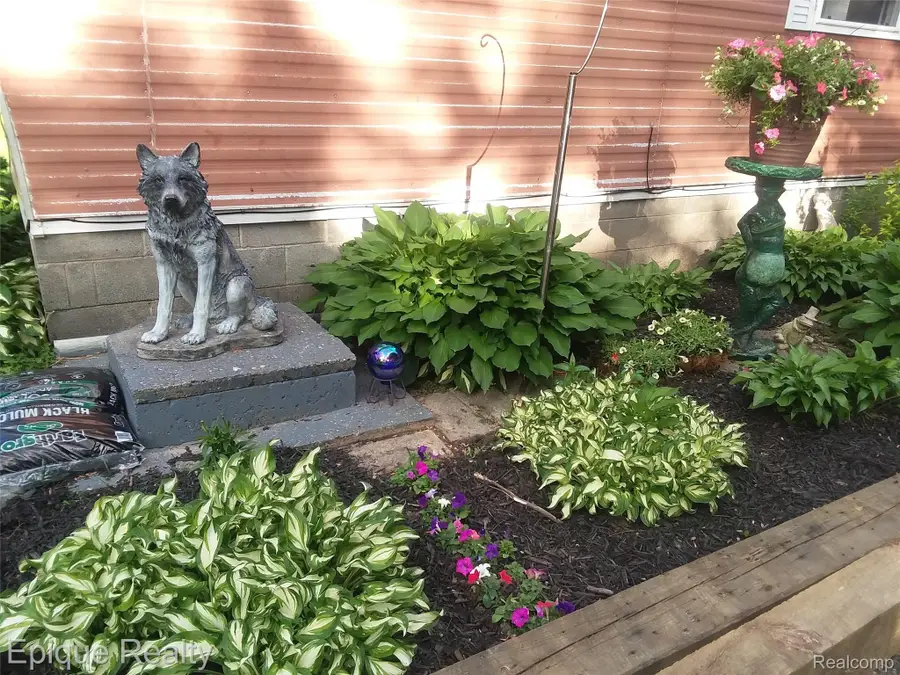 102 Ridgeview Drive, Prudenville, MI 48651 - #2