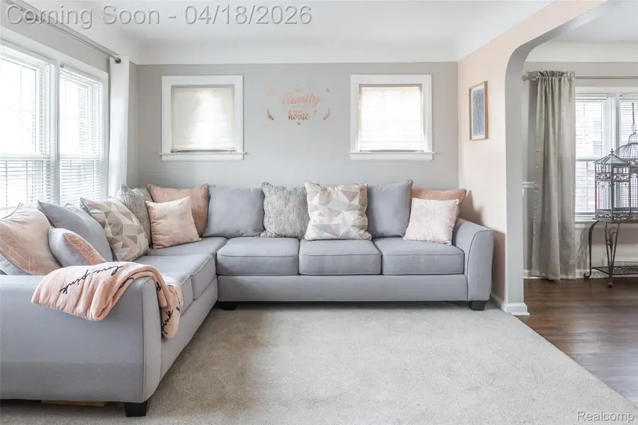 2446 22nd Street, Wyandotte, MI 48192 - #3