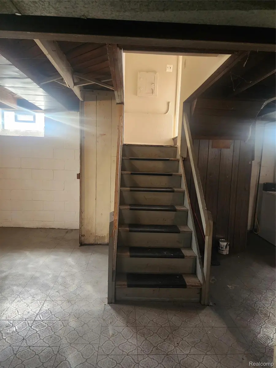 20222 Greenlawn Street, Detroit, MI 48221 - #2