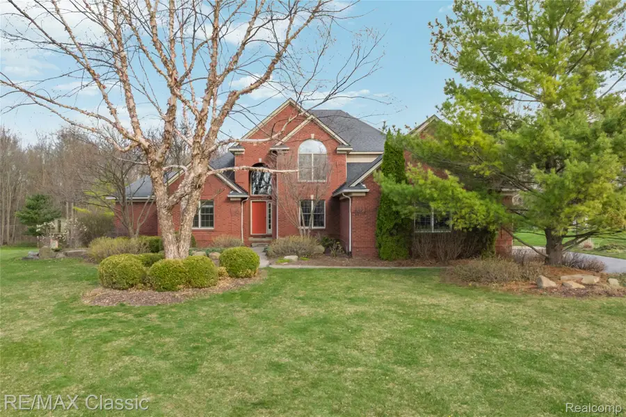 4930 Menominee Lane, Clarkston, MI 48348 - #2