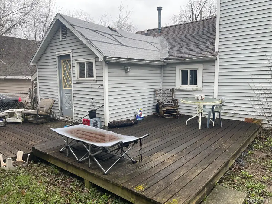 709 N Locust Street, Adrian, MI 49221 - #2