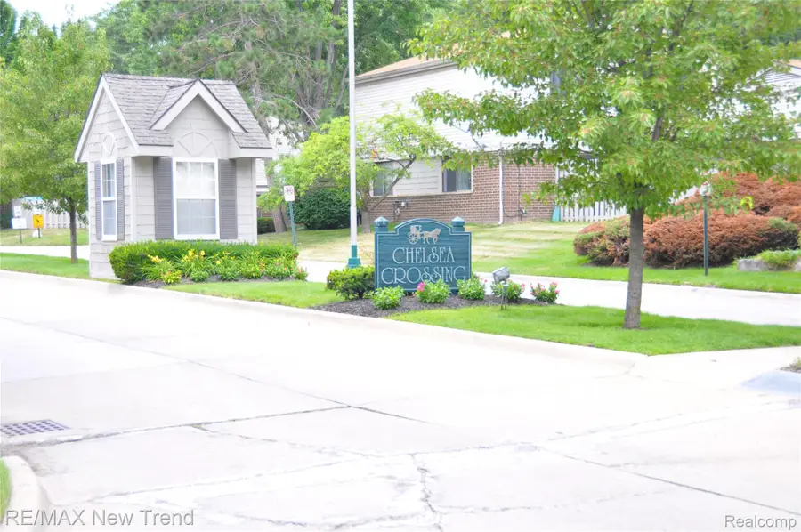 26949 Farmbrook Villa Drive #96, Southfield, MI 48034 - #2