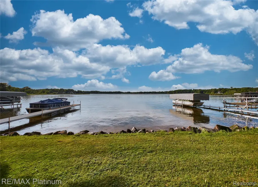 4358 Skusa Drive, Brighton, MI 48116 - #3