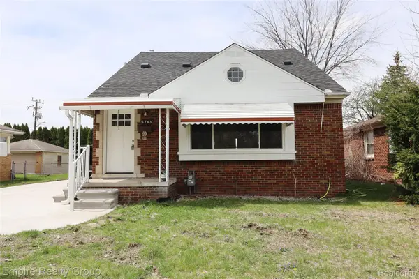 5743 N Highland Street, DearbornHeights, MI 48127