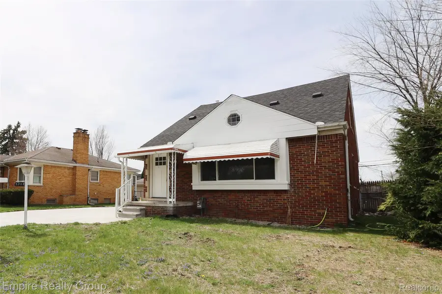5743 N Highland Street, Dearborn Heights, MI 48127 - #2