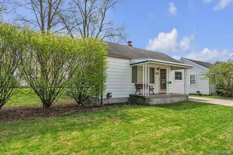 8620 Stephens, Warren, MI 48089 - #3