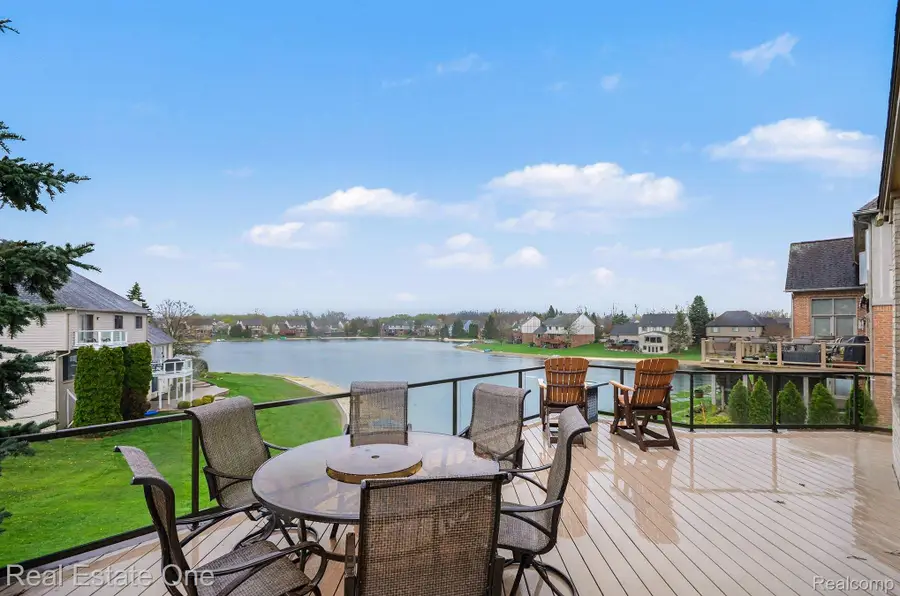 6544 John R Road, Troy, MI 48085 - #2