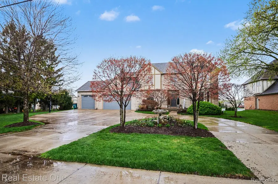 6544 John R Road, Troy, MI 48085 - #3