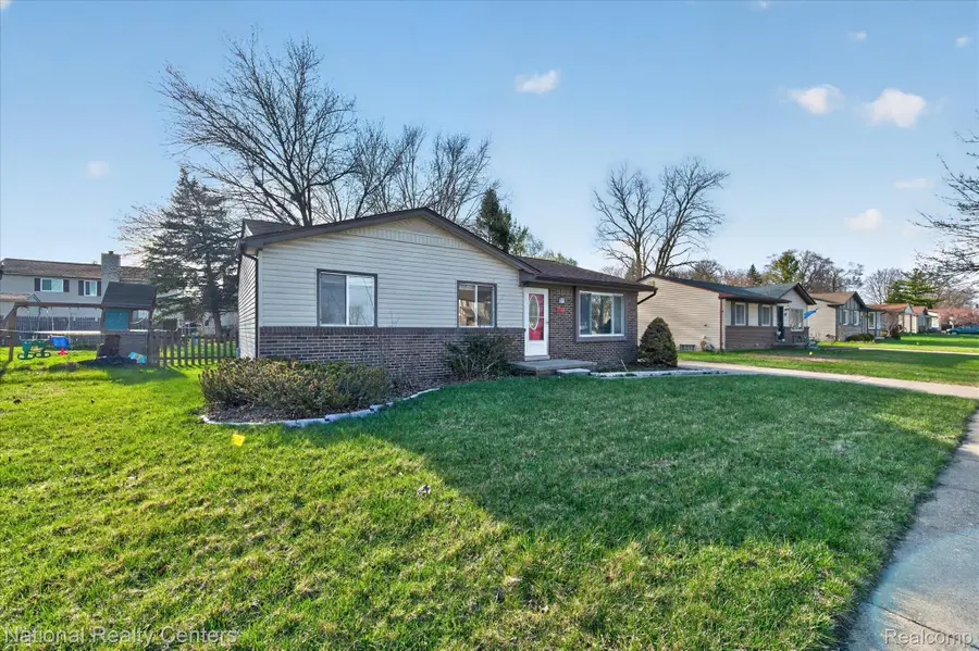 1760 S John Hix Street, Westland, MI 48186 - #2