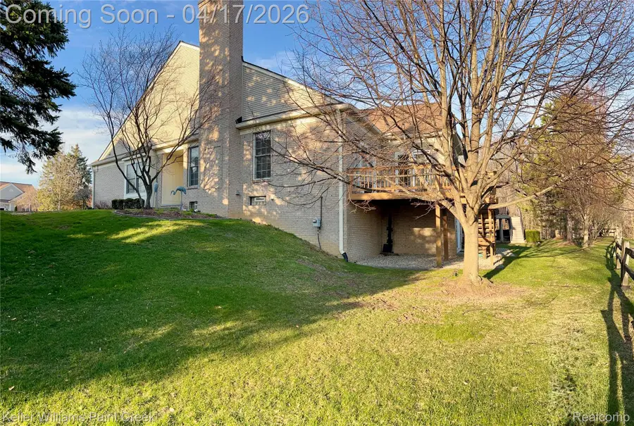 1648 Boulder Court #31, Rochester, MI 48306 - #2