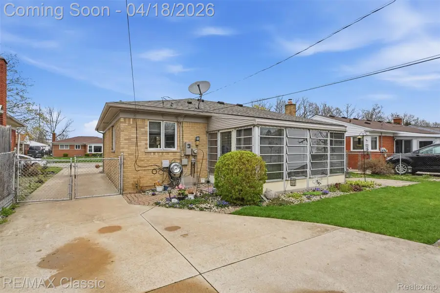 24647 Hayes Street, Taylor, MI 48180 - #2