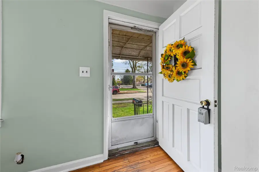 527 E Sunnybrook Drive, Royal Oak, MI 48073 - #2