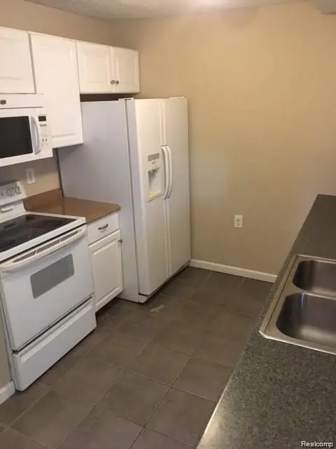 74 Odanah Street, Orion, MI 48362 - #3