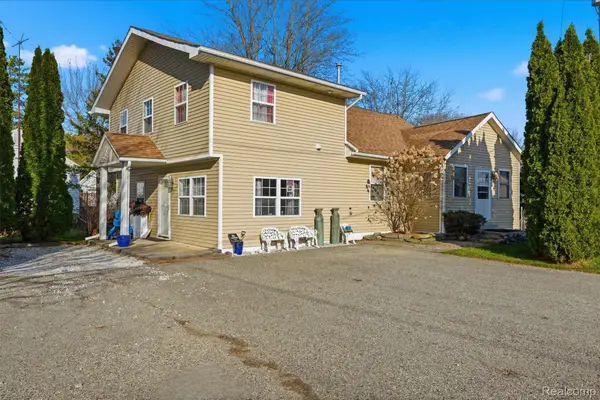 226 Roselawn Street, Algonac, MI 48001