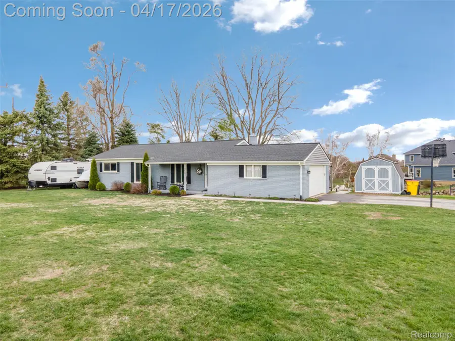 355 Sanders Road, Oxford, MI 48371 - #3