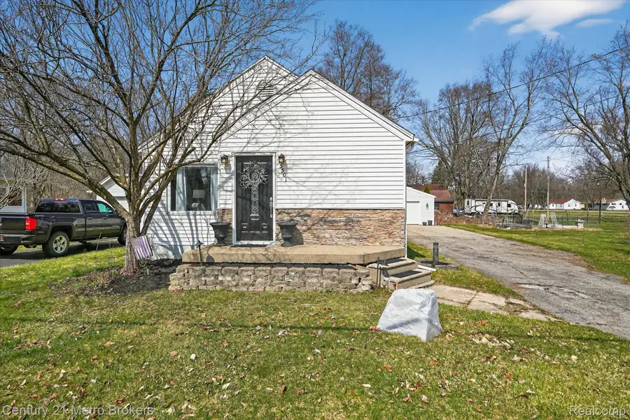 5501 Potter Road, Flint, MI 48506 - #3