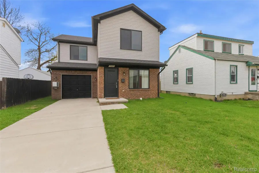 19088 Florida Street, Roseville, MI 48066 - #2