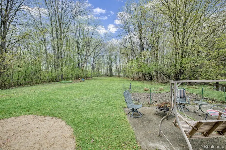20796 Gibraltar Road, Brownstown, MI 48183 - #2