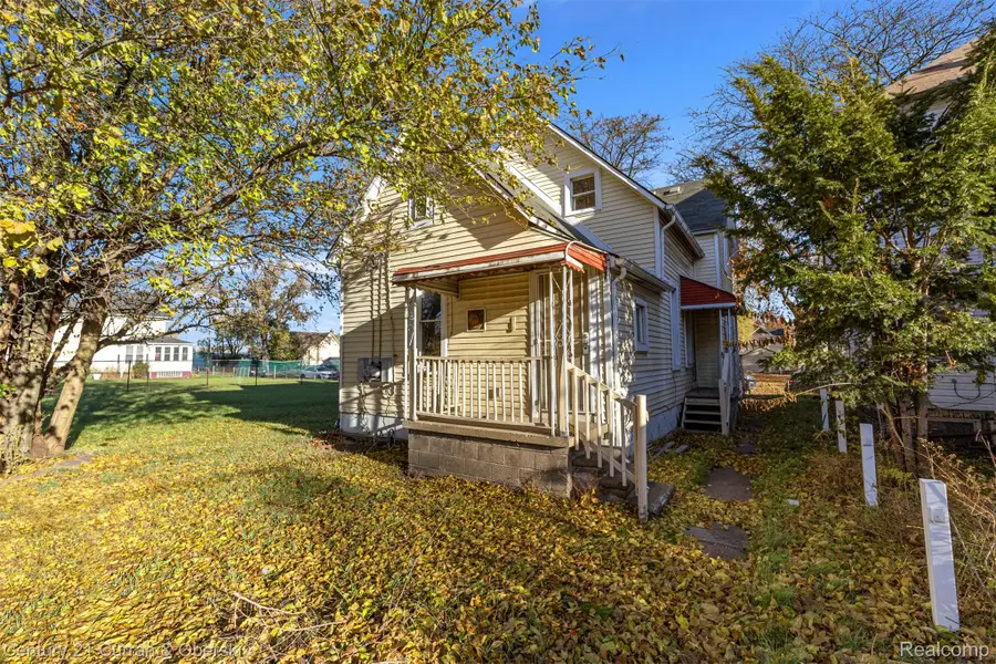 28 E James Street, River Rouge, MI 48218 - #3