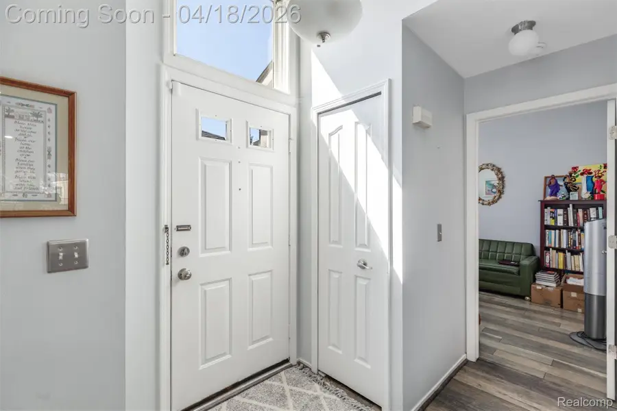 405 Ravencrest Lane, Westland, MI 48185 - #2