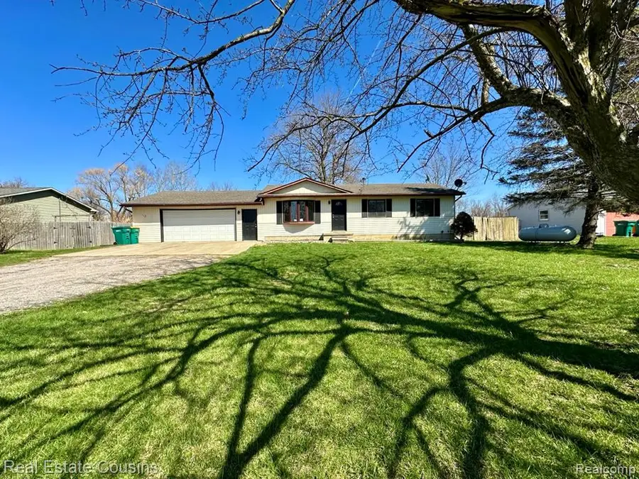 9335 Sheridan Road, Gaines, MI 48436 - #2