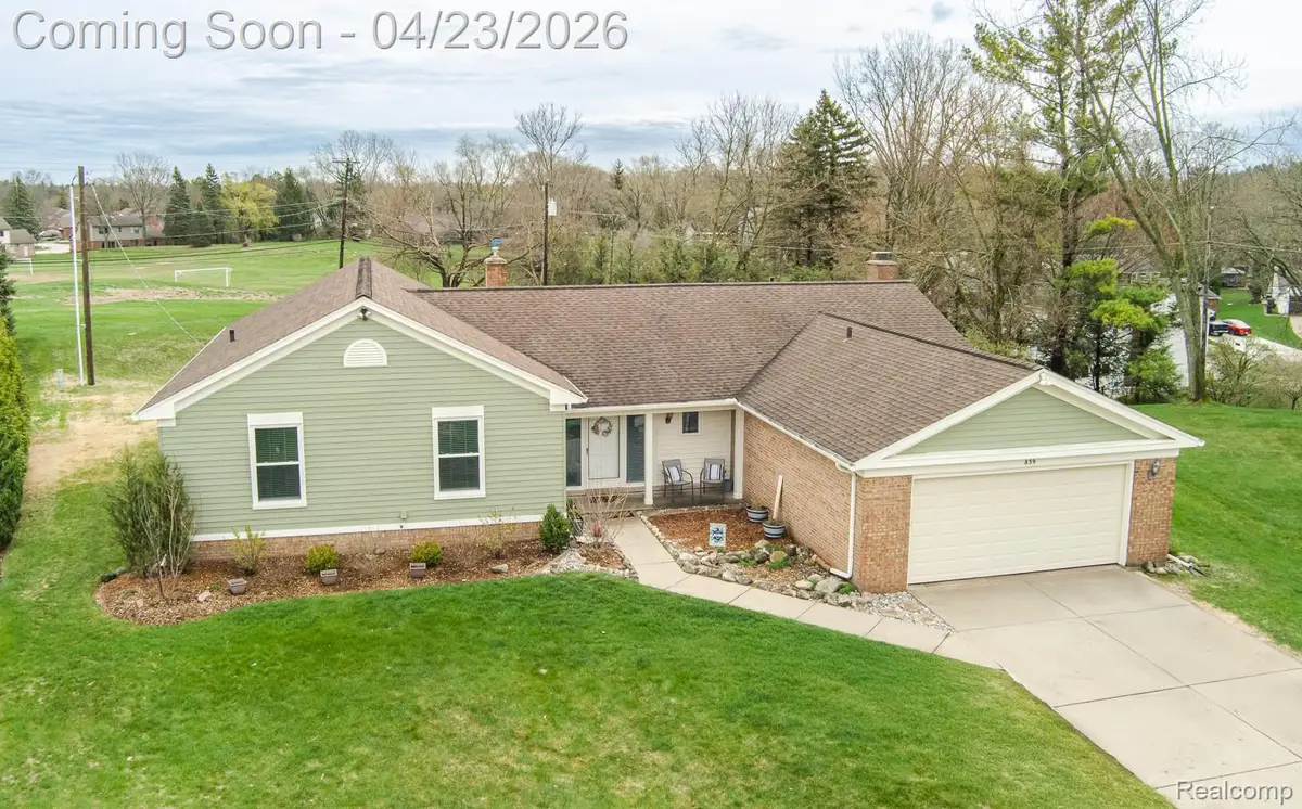 839 Spartan Drive, Rochester Hills, MI 48309 - #1